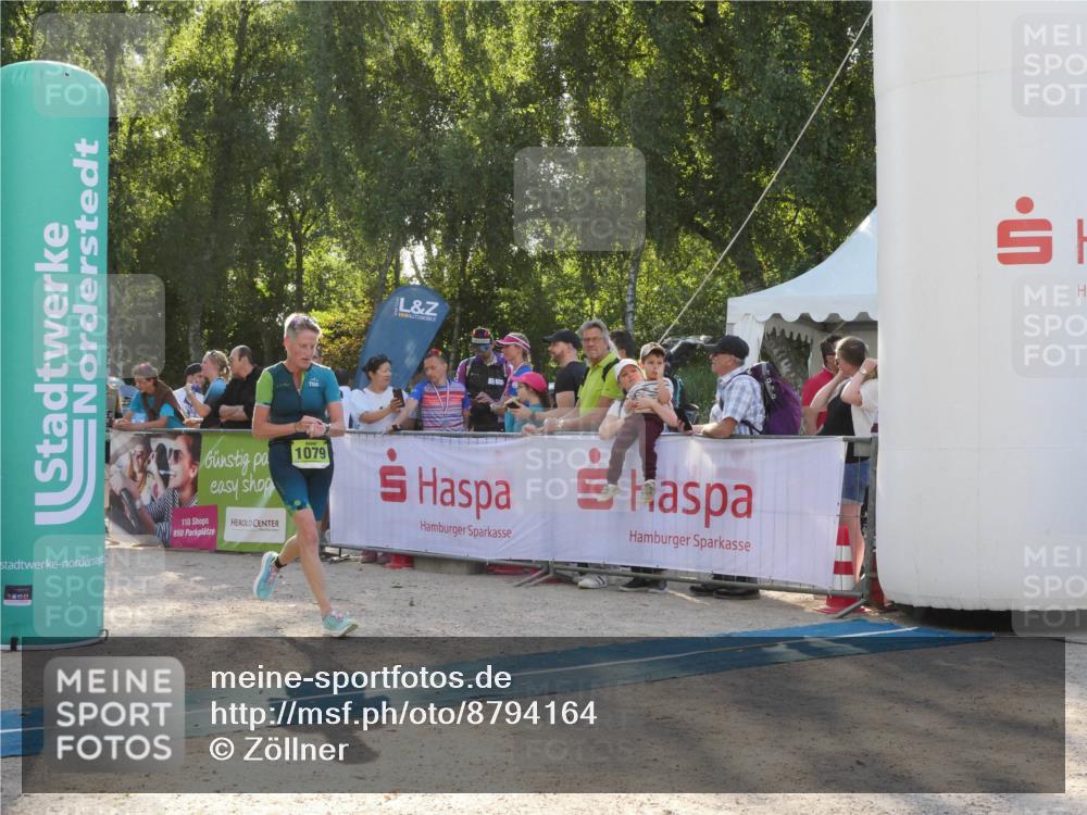 07.09.2025 - 19. Norderstedt Triathlon Zöllner http://msf.ph/oto/8794164 07.09.2025 16:44:23 Ziel 1079 meine-sportfotos.de