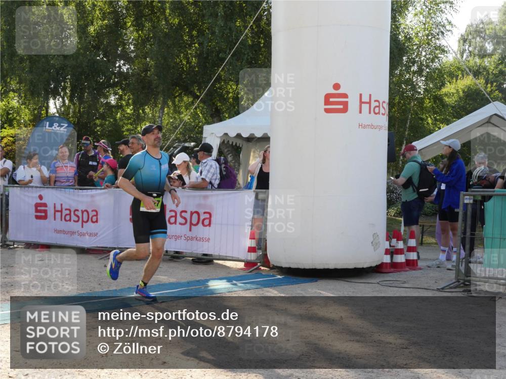 07.09.2025 - 19. Norderstedt Triathlon Zöllner http://msf.ph/oto/8794178 07.09.2025 16:44:46 Ziel 1627 meine-sportfotos.de