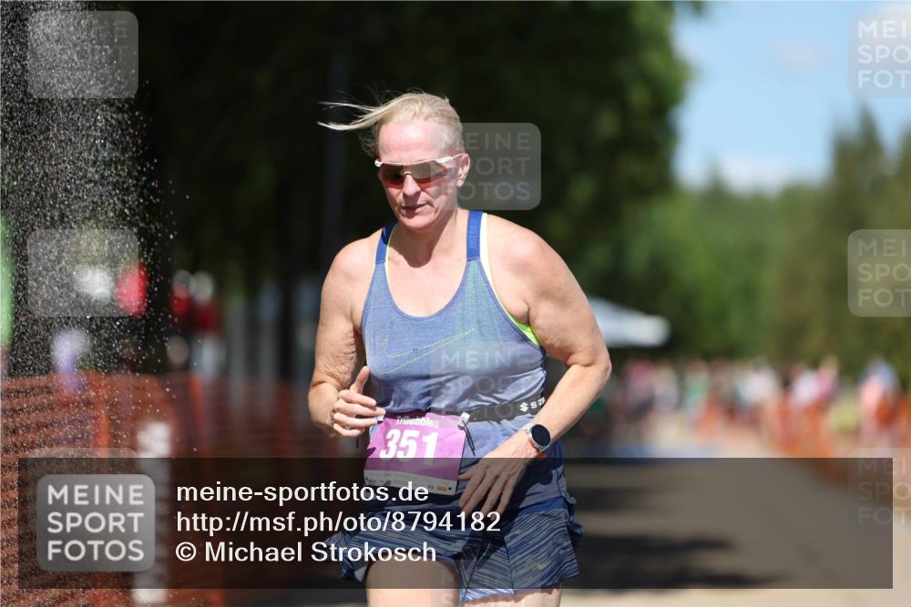 07.09.2025 - 19. Norderstedt Triathlon Michael Strokosch http://msf.ph/oto/8794182 07.09.2025 13:46:10 Laufen 351, 1362 meine-sportfotos.de