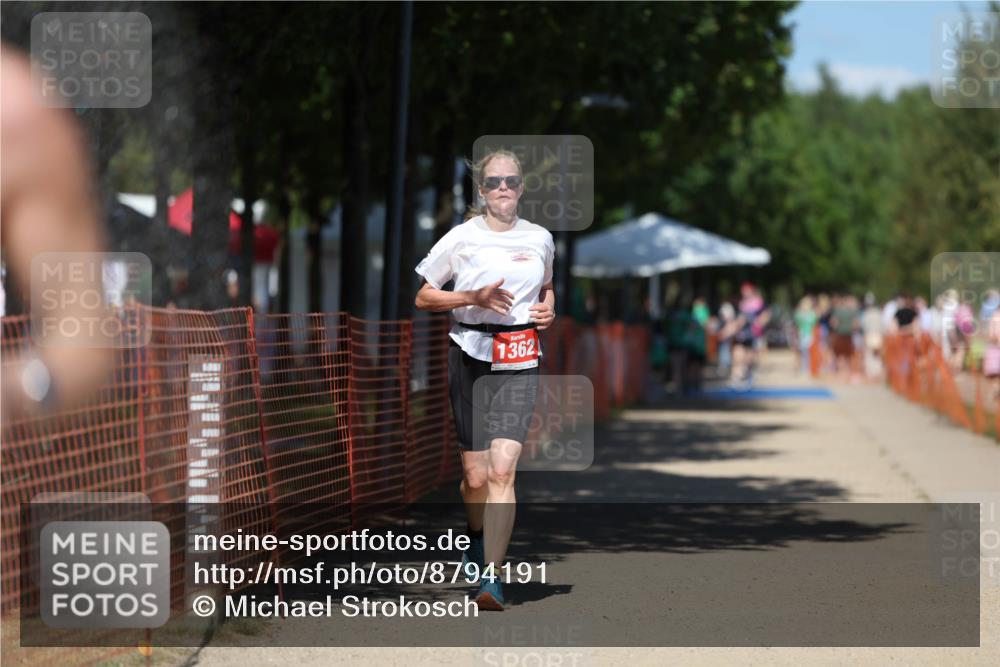 07.09.2025 - 19. Norderstedt Triathlon Michael Strokosch http://msf.ph/oto/8794191 07.09.2025 13:46:12 Laufen 351, 1362 meine-sportfotos.de