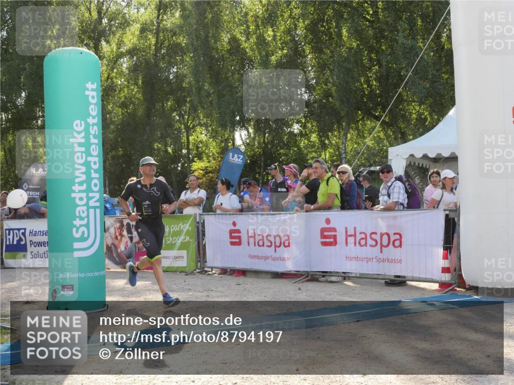 07.09.2025 - 19. Norderstedt Triathlon Zöllner http://msf.ph/oto/8794197 07.09.2025 16:45:12 Ziel 1082, 1609 meine-sportfotos.de