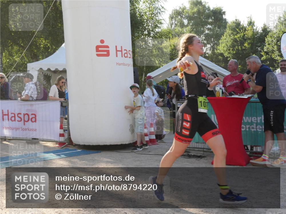 07.09.2025 - 19. Norderstedt Triathlon Zöllner http://msf.ph/oto/8794220 07.09.2025 16:45:21 Ziel 509, 1052, 1072, 1569 meine-sportfotos.de