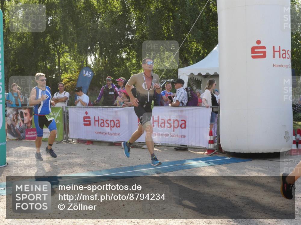 07.09.2025 - 19. Norderstedt Triathlon Zöllner http://msf.ph/oto/8794234 07.09.2025 16:45:24 Ziel 509, 1052, 1072, 1569 meine-sportfotos.de