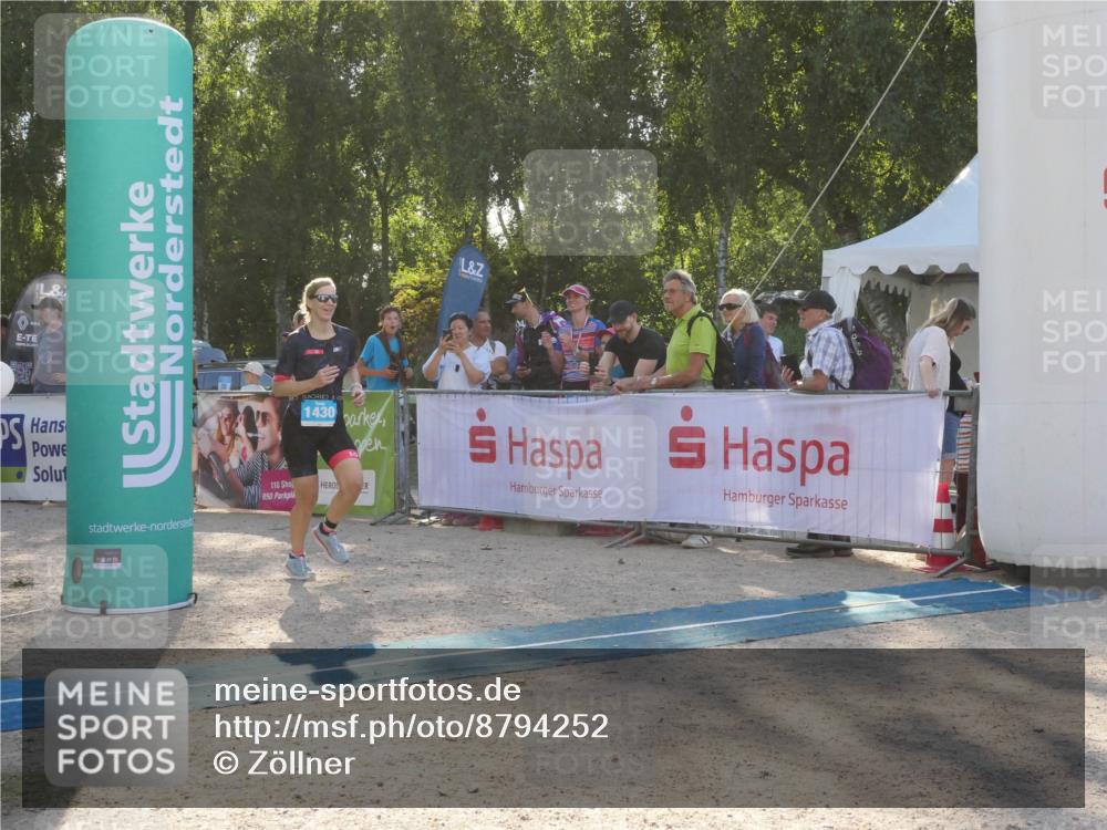 07.09.2025 - 19. Norderstedt Triathlon Zöllner http://msf.ph/oto/8794252 07.09.2025 16:45:37 Ziel 1430 meine-sportfotos.de