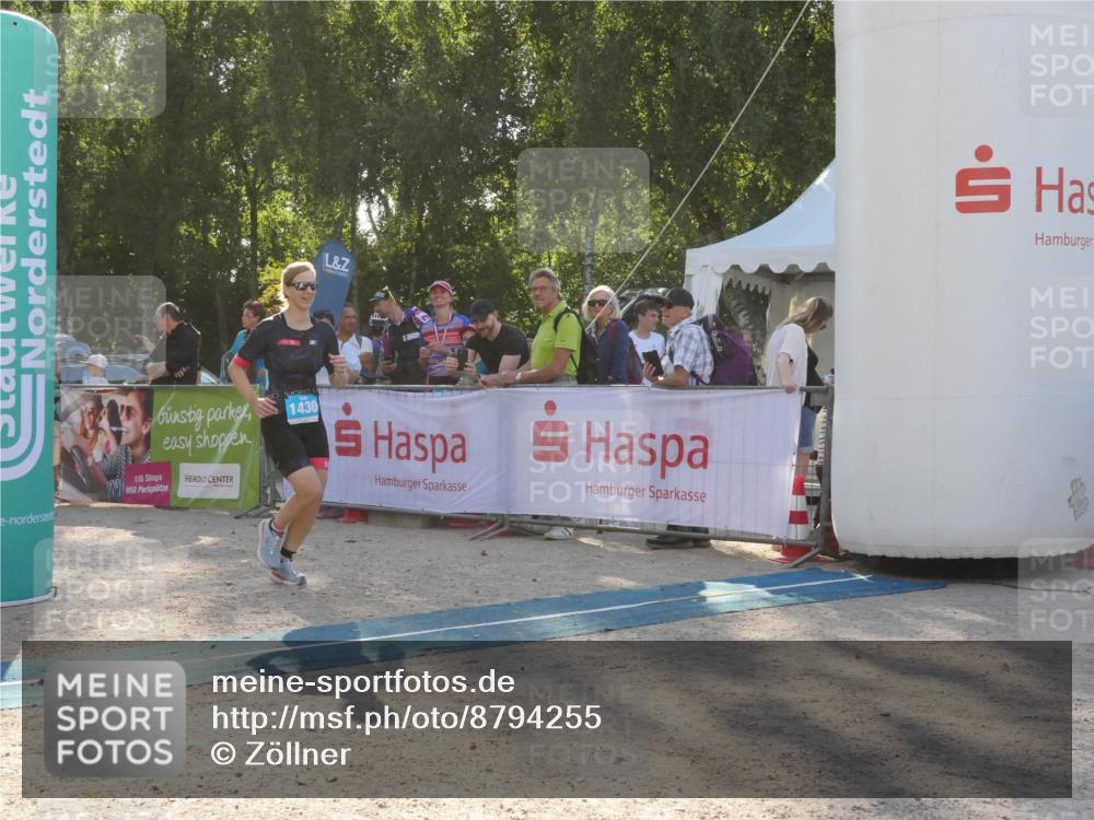 07.09.2025 - 19. Norderstedt Triathlon Zöllner http://msf.ph/oto/8794255 07.09.2025 16:45:37 Ziel 1430 meine-sportfotos.de