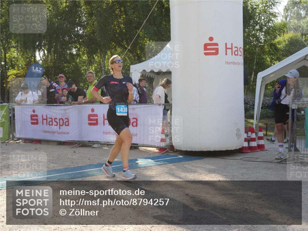 07.09.2025 - 19. Norderstedt Triathlon Zöllner http://msf.ph/oto/8794257 07.09.2025 16:45:38 Ziel 1430 meine-sportfotos.de