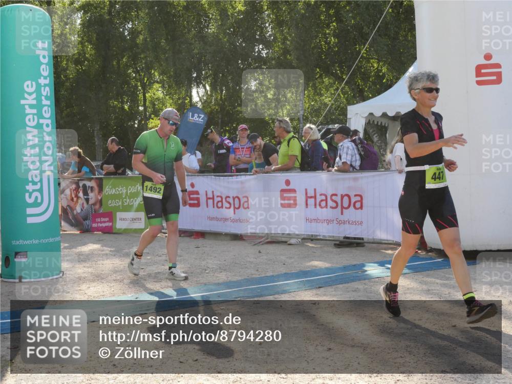 07.09.2025 - 19. Norderstedt Triathlon Zöllner http://msf.ph/oto/8794280 07.09.2025 16:46:04 Ziel 447, 474, 1492 meine-sportfotos.de