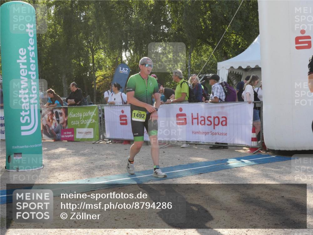 07.09.2025 - 19. Norderstedt Triathlon Zöllner http://msf.ph/oto/8794286 07.09.2025 16:46:05 Ziel 447, 474, 1492 meine-sportfotos.de