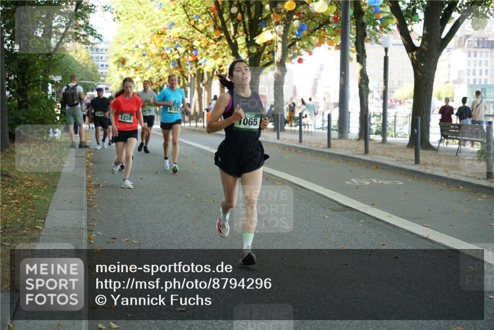 07.09.2025 - BARMER Alsterlauf Yannick Fuchs http://msf.ph/oto/8794296 07.09.2025 11:42:14 Laufen 1258, 8133, 1065 meine-sportfotos.de