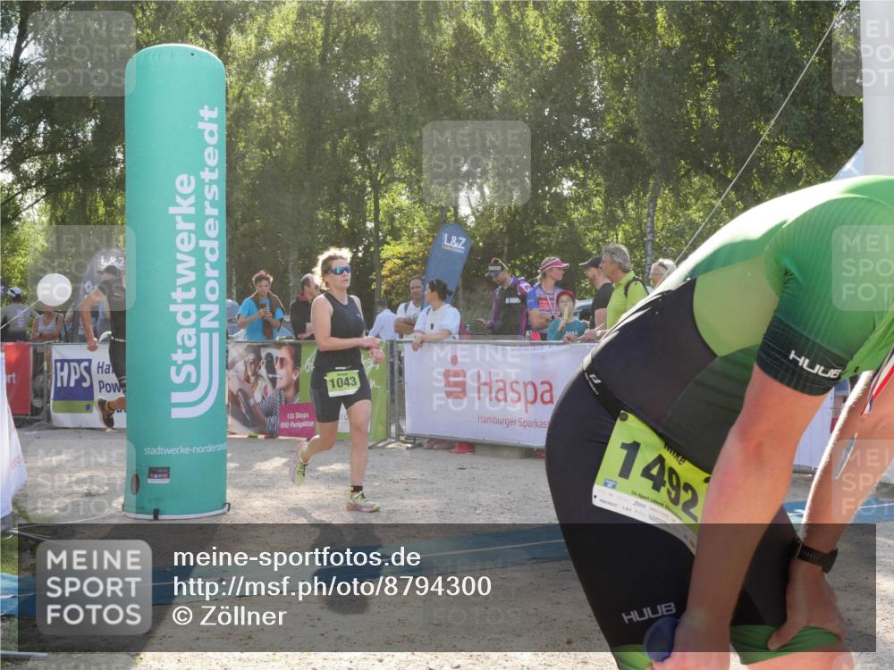 07.09.2025 - 19. Norderstedt Triathlon Zöllner http://msf.ph/oto/8794300 07.09.2025 16:46:14 Ziel 474, 1043, 1621 meine-sportfotos.de