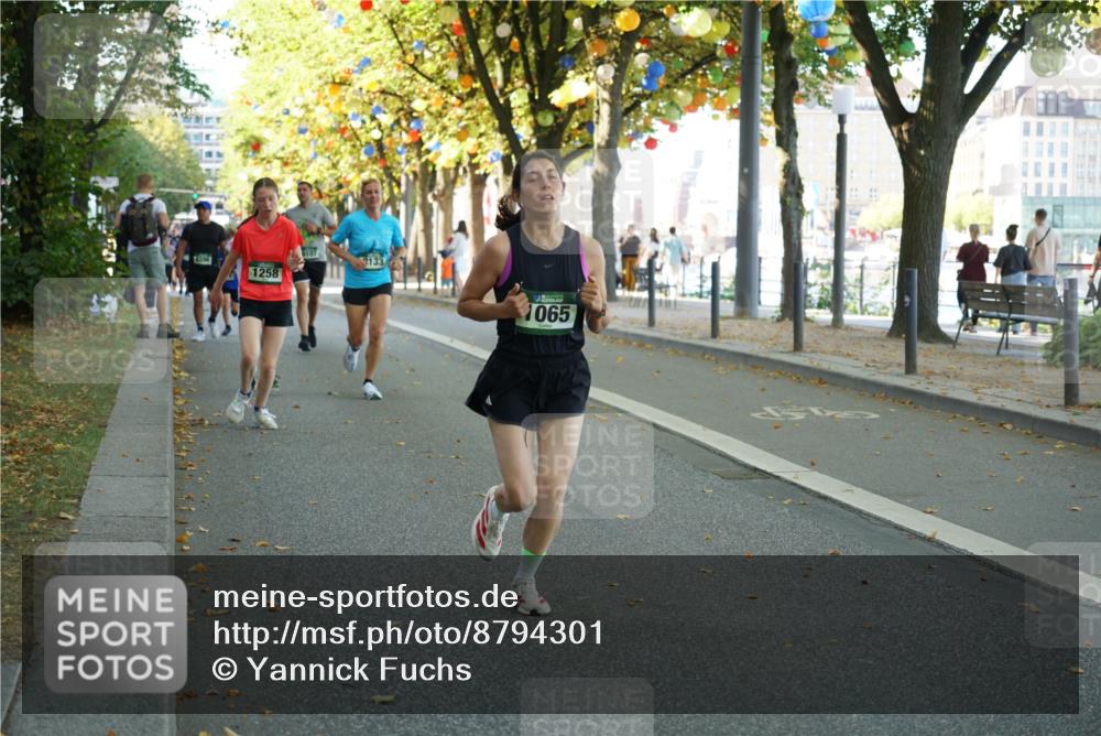 07.09.2025 - BARMER Alsterlauf Yannick Fuchs http://msf.ph/oto/8794301 07.09.2025 11:42:14 Laufen 1258, 6107, 133, 1065 meine-sportfotos.de