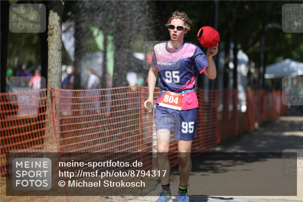 07.09.2025 - 19. Norderstedt Triathlon Michael Strokosch http://msf.ph/oto/8794317 07.09.2025 13:46:39 Laufen 359, 804 meine-sportfotos.de