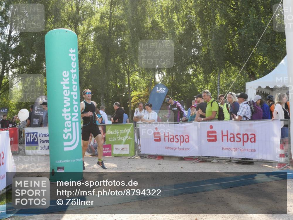07.09.2025 - 19. Norderstedt Triathlon Zöllner http://msf.ph/oto/8794322 07.09.2025 16:46:26 Ziel 884, 1601 meine-sportfotos.de