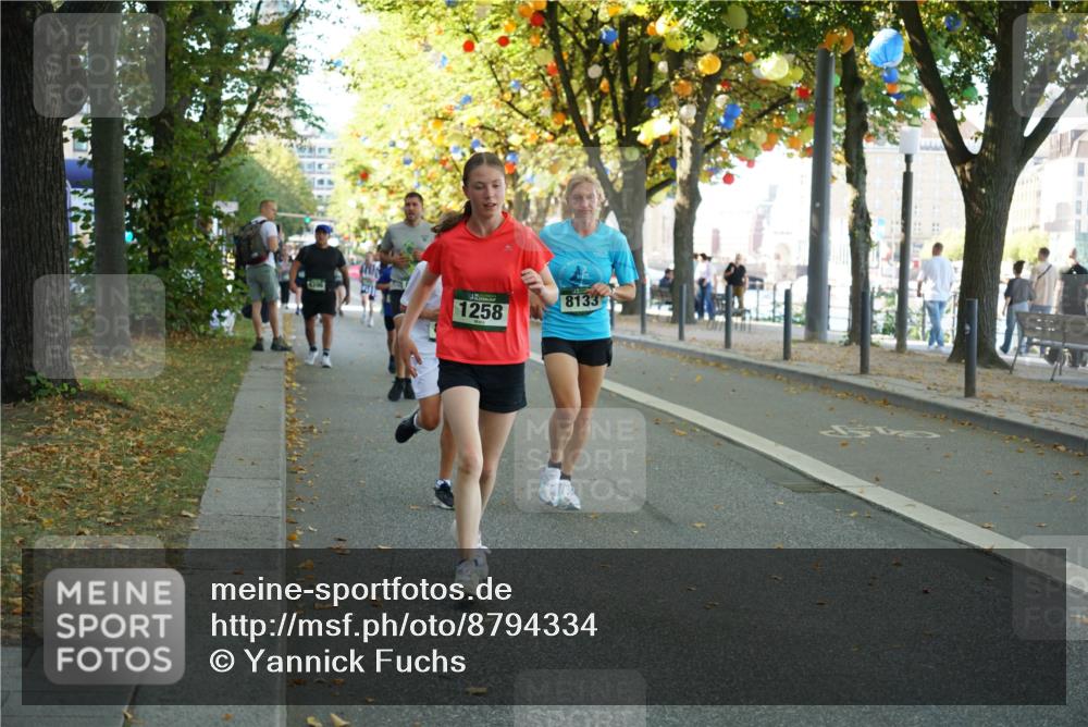 07.09.2025 - BARMER Alsterlauf Yannick Fuchs http://msf.ph/oto/8794334 07.09.2025 11:42:16 Laufen 1258, 8133 meine-sportfotos.de