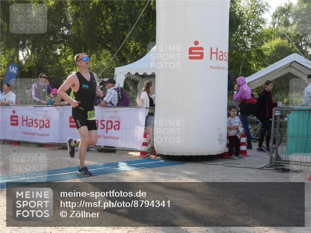 07.09.2025 - 19. Norderstedt Triathlon Zöllner http://msf.ph/oto/8794341 07.09.2025 16:46:39 Ziel 1047, 1619 meine-sportfotos.de