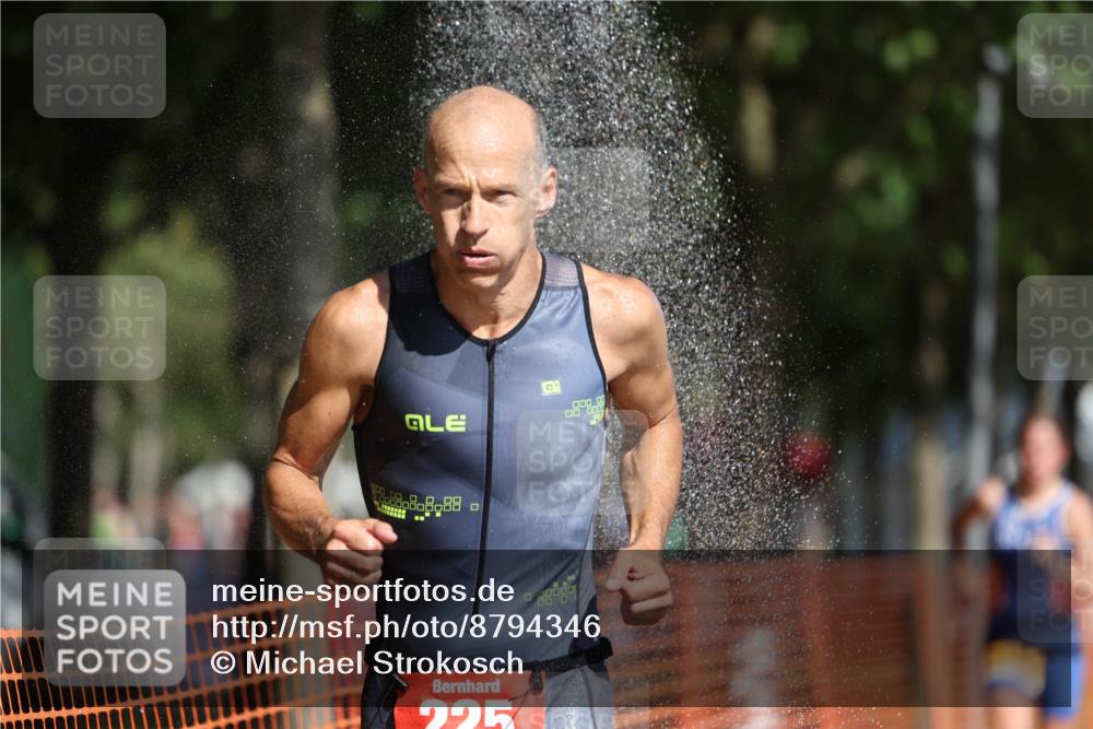 07.09.2025 - 19. Norderstedt Triathlon Michael Strokosch http://msf.ph/oto/8794346 07.09.2025 11:50:43 Laufen 225, 1185, 1335 meine-sportfotos.de