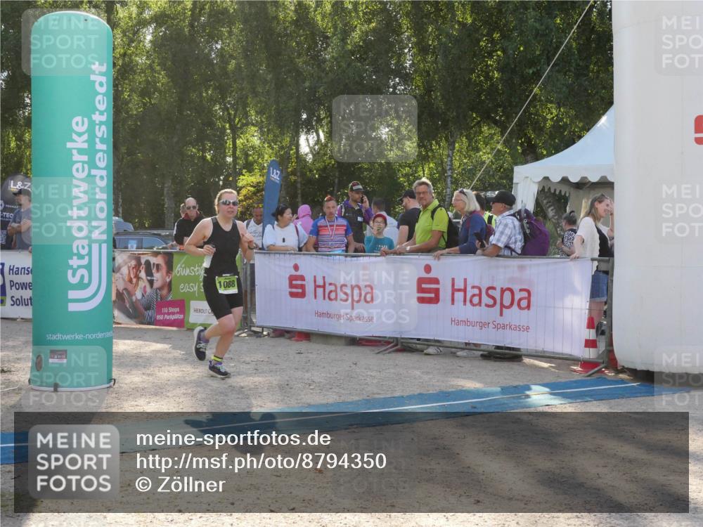 07.09.2025 - 19. Norderstedt Triathlon Zöllner http://msf.ph/oto/8794350 07.09.2025 16:46:47 Ziel 1088 meine-sportfotos.de