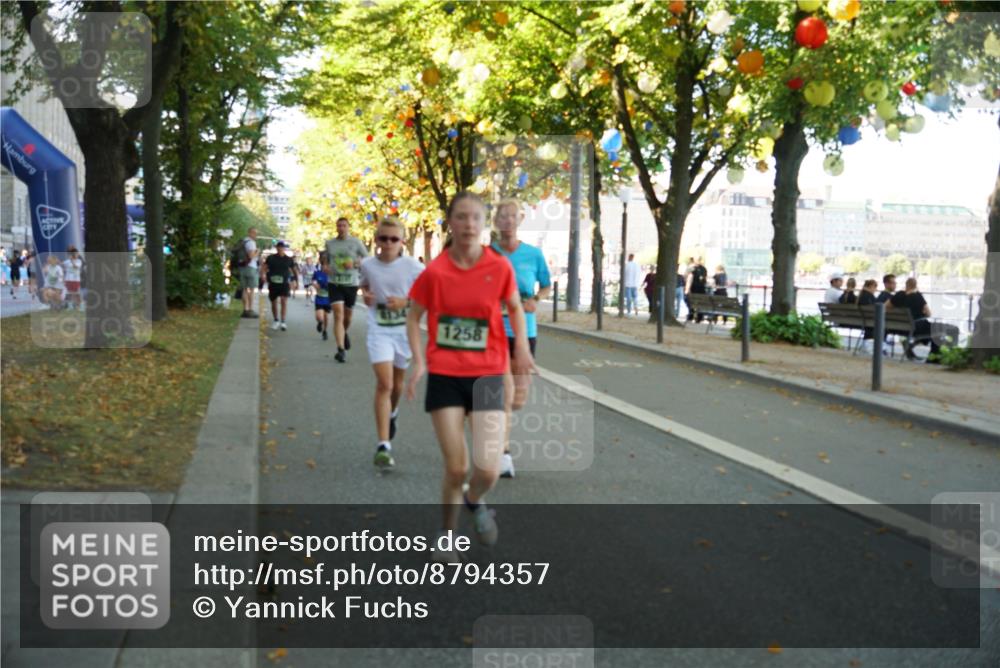 07.09.2025 - BARMER Alsterlauf Yannick Fuchs http://msf.ph/oto/8794357 07.09.2025 11:42:17 Laufen 1258 meine-sportfotos.de