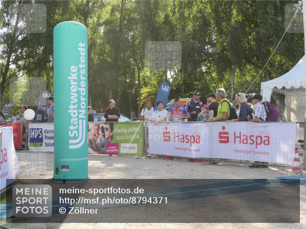 07.09.2025 - 19. Norderstedt Triathlon Zöllner http://msf.ph/oto/8794371 07.09.2025 16:47:07 Ziel 503, 1087, 1581, 1616 meine-sportfotos.de