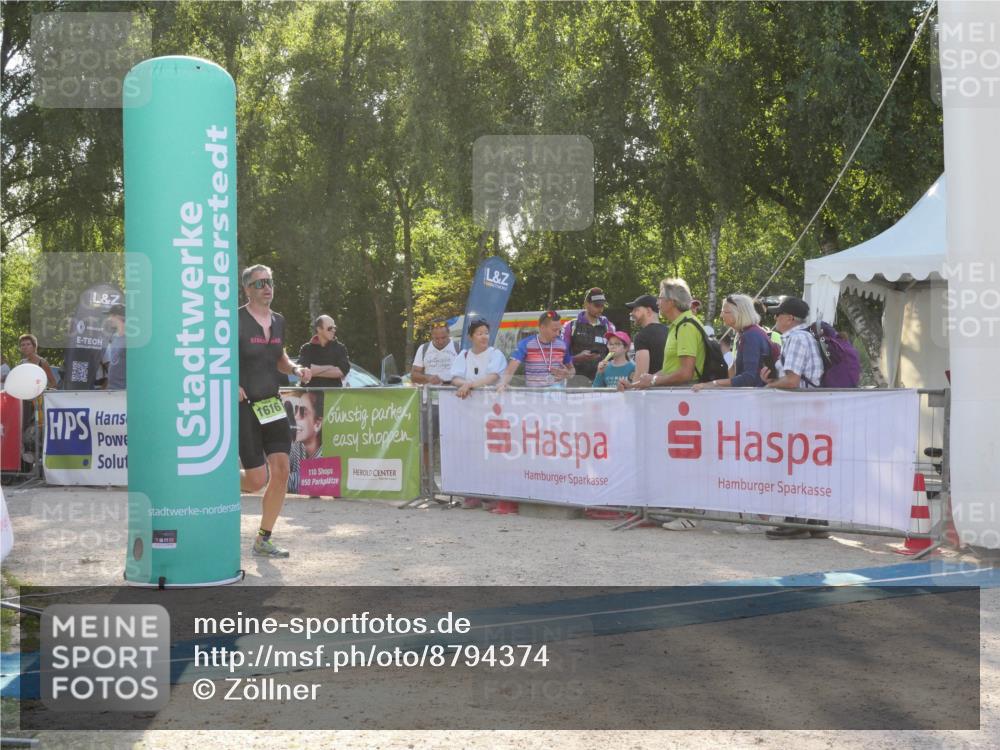 07.09.2025 - 19. Norderstedt Triathlon Zöllner http://msf.ph/oto/8794374 07.09.2025 16:47:08 Ziel 503, 1087, 1581, 1616 meine-sportfotos.de