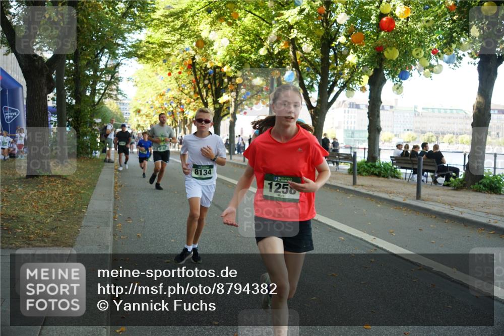 07.09.2025 - BARMER Alsterlauf Yannick Fuchs http://msf.ph/oto/8794382 07.09.2025 11:42:18 Laufen 8107, 8134, 36, 1258 meine-sportfotos.de