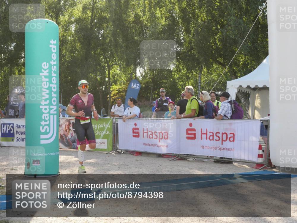 07.09.2025 - 19. Norderstedt Triathlon Zöllner http://msf.ph/oto/8794398 07.09.2025 16:47:16 Ziel 1069, 1087, 1581, 1611 meine-sportfotos.de