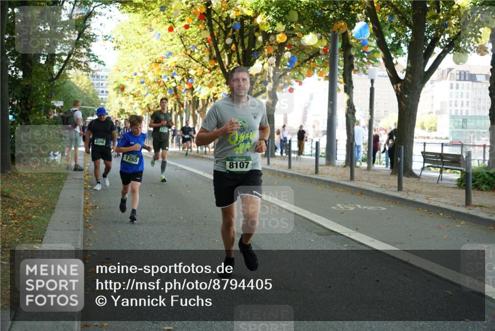 07.09.2025 - BARMER Alsterlauf Yannick Fuchs http://msf.ph/oto/8794405 07.09.2025 11:42:20 Laufen 8396, 1265, 1231, 8107, 10 meine-sportfotos.de