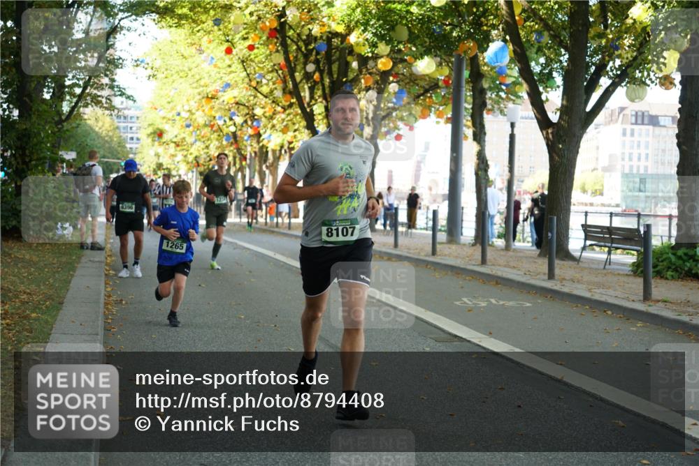 07.09.2025 - BARMER Alsterlauf Yannick Fuchs http://msf.ph/oto/8794408 07.09.2025 11:42:20 Laufen 6396, 1265, 8107 meine-sportfotos.de