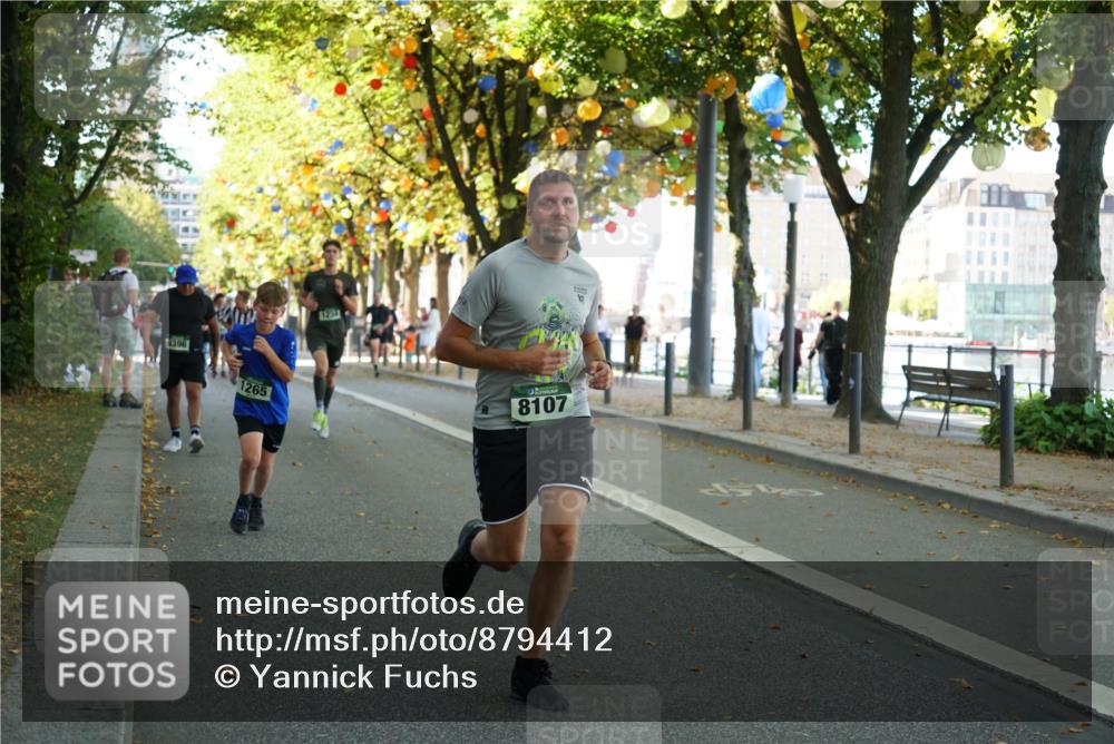 07.09.2025 - BARMER Alsterlauf Yannick Fuchs http://msf.ph/oto/8794412 07.09.2025 11:42:20 Laufen 6396, 1265, 1234, 8107 meine-sportfotos.de