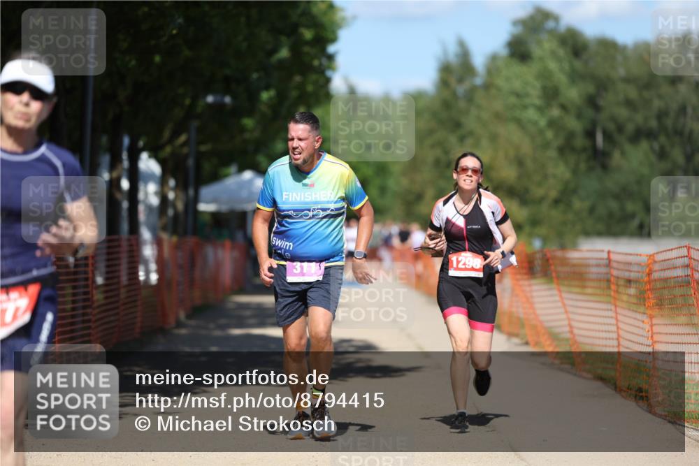 07.09.2025 - 19. Norderstedt Triathlon Michael Strokosch http://msf.ph/oto/8794415 07.09.2025 13:47:47 Laufen 311, 777, 1298 meine-sportfotos.de