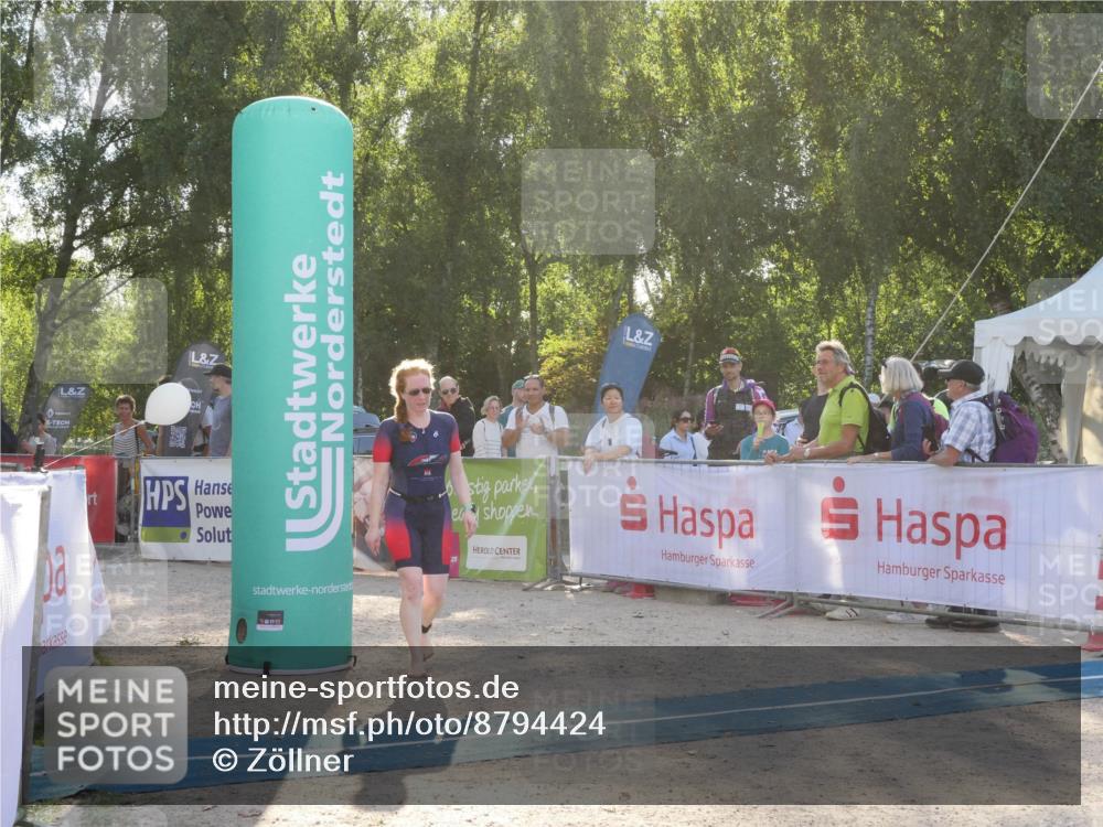 07.09.2025 - 19. Norderstedt Triathlon Zöllner http://msf.ph/oto/8794424 07.09.2025 16:47:23 Ziel 1069, 1541, 1611 meine-sportfotos.de