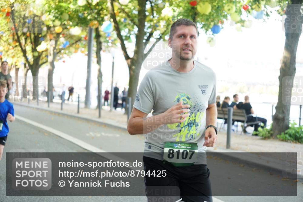 07.09.2025 - BARMER Alsterlauf Yannick Fuchs http://msf.ph/oto/8794425 07.09.2025 11:42:22 Laufen 36, 8107, 36 meine-sportfotos.de