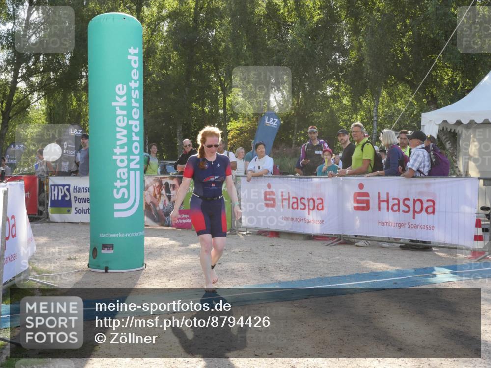 07.09.2025 - 19. Norderstedt Triathlon Zöllner http://msf.ph/oto/8794426 07.09.2025 16:47:24 Ziel 1069, 1541 meine-sportfotos.de