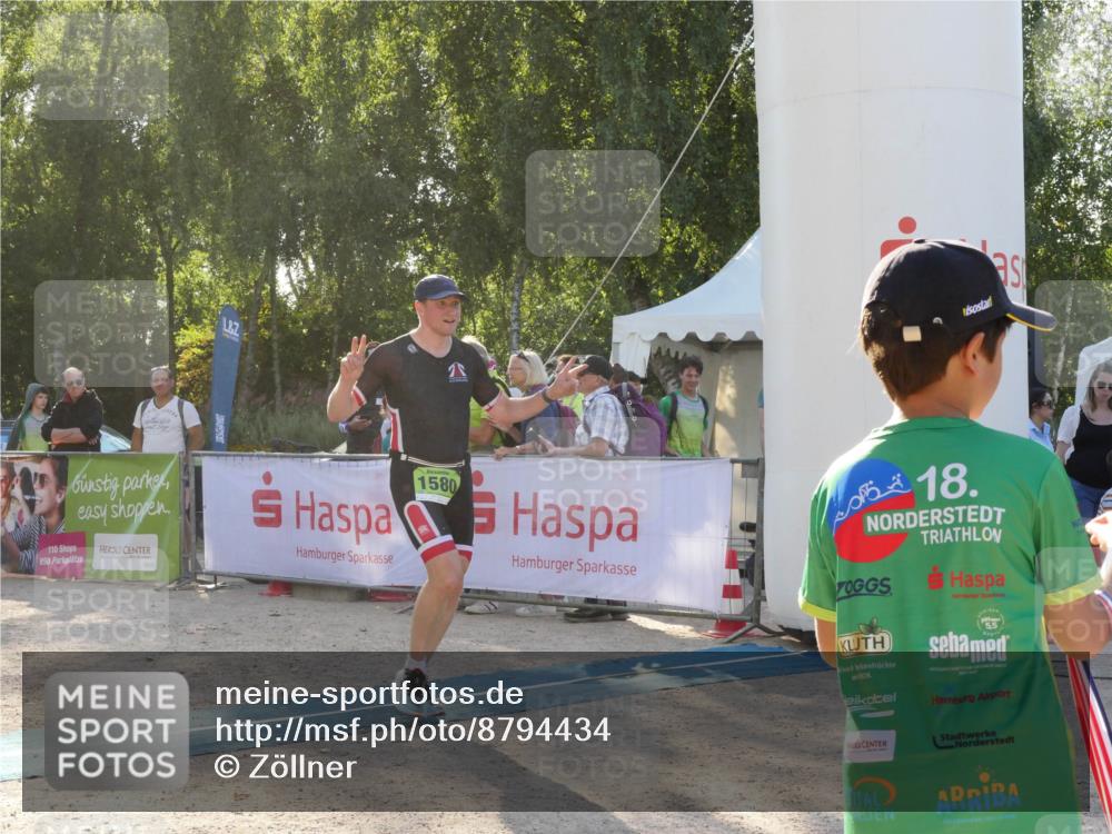 07.09.2025 - 19. Norderstedt Triathlon Zöllner http://msf.ph/oto/8794434 07.09.2025 16:47:31 Ziel 1580 meine-sportfotos.de