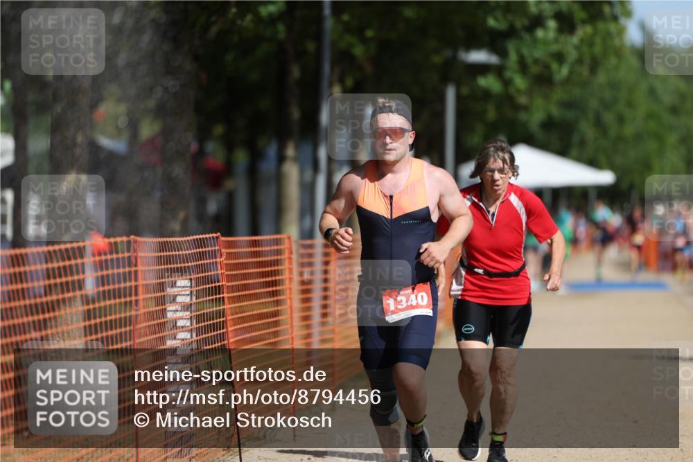 07.09.2025 - 19. Norderstedt Triathlon Michael Strokosch http://msf.ph/oto/8794456 07.09.2025 11:50:55 Laufen 787, 1229, 1340 meine-sportfotos.de