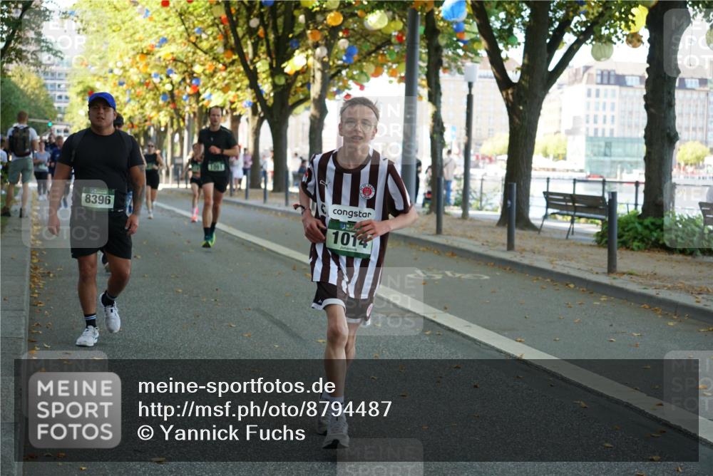 07.09.2025 - BARMER Alsterlauf Yannick Fuchs http://msf.ph/oto/8794487 07.09.2025 11:42:27 Laufen 8396, 1014 meine-sportfotos.de