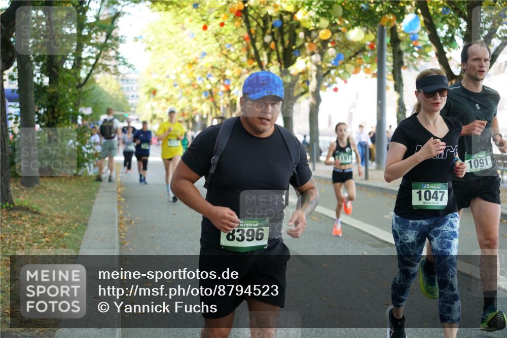 07.09.2025 - BARMER Alsterlauf Yannick Fuchs http://msf.ph/oto/8794523 07.09.2025 11:42:30 Laufen 36, 8396, 36, 1047, 1091 meine-sportfotos.de