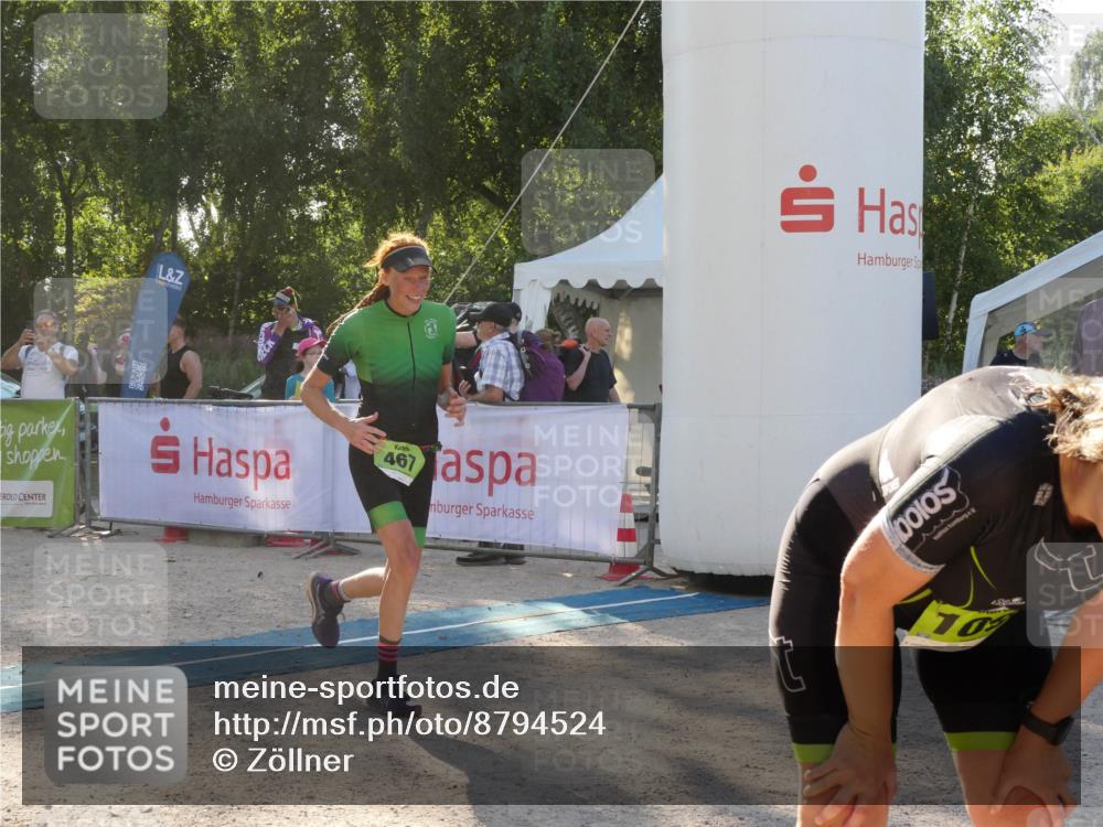 07.09.2025 - 19. Norderstedt Triathlon Zöllner http://msf.ph/oto/8794524 07.09.2025 16:48:58 Ziel 467, 1093, 1575 meine-sportfotos.de