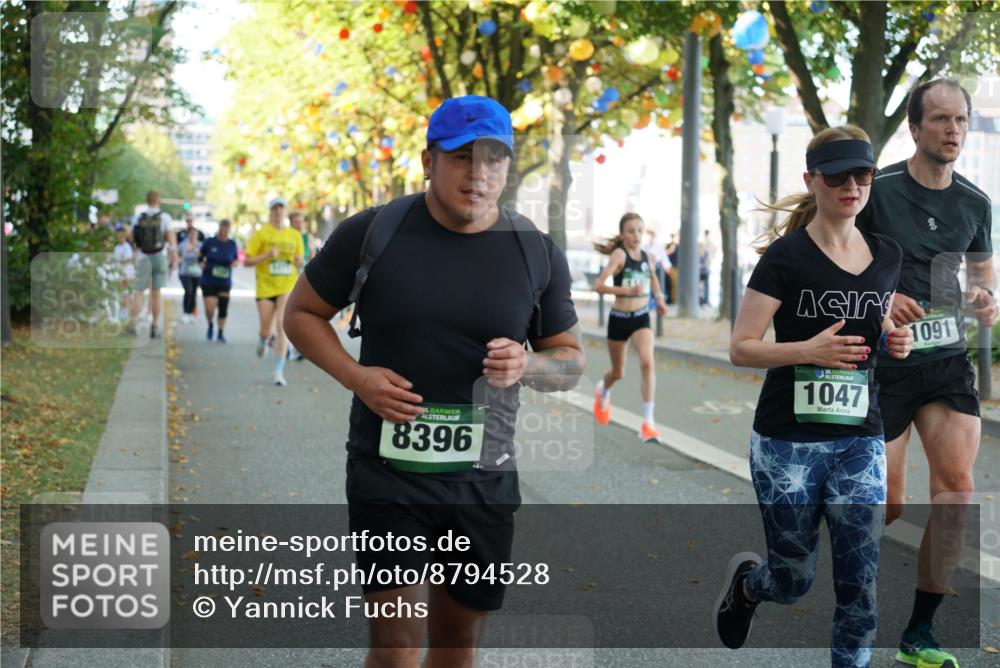 07.09.2025 - BARMER Alsterlauf Yannick Fuchs http://msf.ph/oto/8794528 07.09.2025 11:42:30 Laufen 1091, 5, 8396, 36, 1047 meine-sportfotos.de