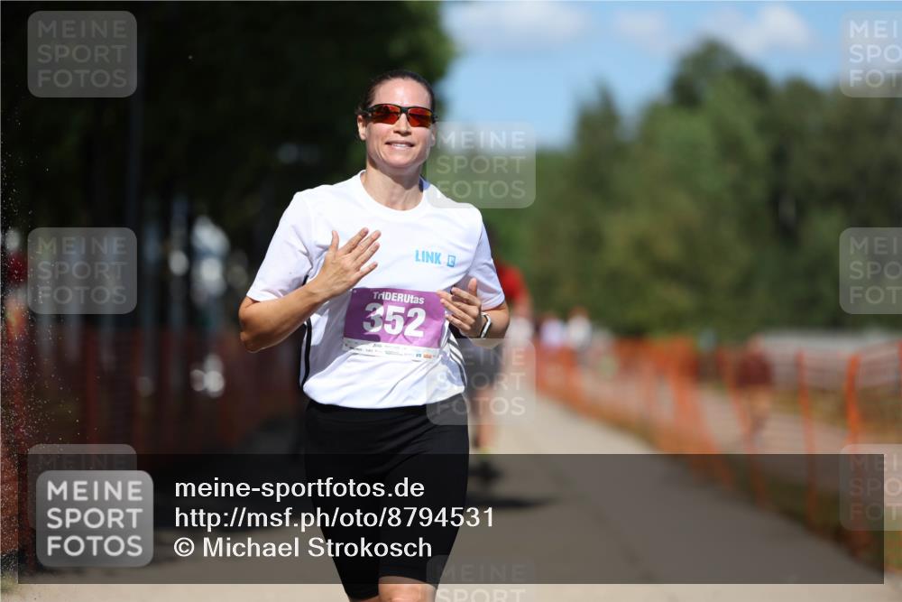 07.09.2025 - 19. Norderstedt Triathlon Michael Strokosch http://msf.ph/oto/8794531 07.09.2025 13:48:06 Laufen 153, 316, 334, 352, 1292 meine-sportfotos.de