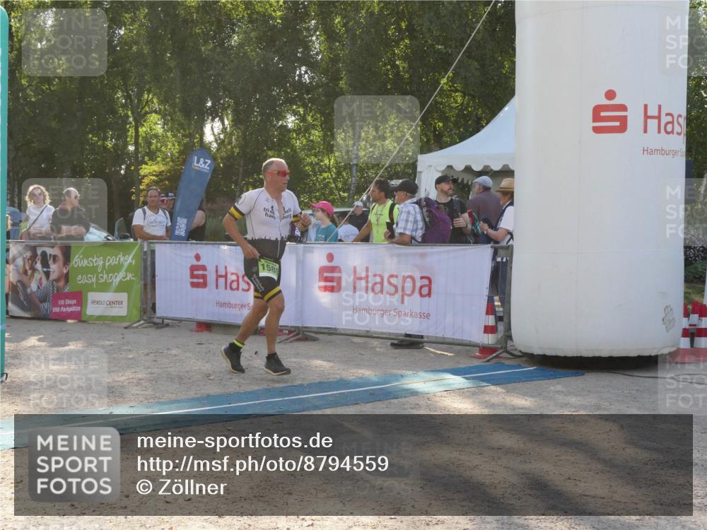 07.09.2025 - 19. Norderstedt Triathlon Zöllner http://msf.ph/oto/8794559 07.09.2025 16:49:10 Ziel 399, 1103, 1497, 1589 meine-sportfotos.de