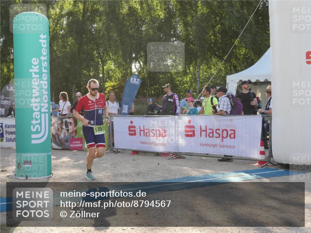 07.09.2025 - 19. Norderstedt Triathlon Zöllner http://msf.ph/oto/8794567 07.09.2025 16:49:12 Ziel 399, 1103, 1497, 1589 meine-sportfotos.de