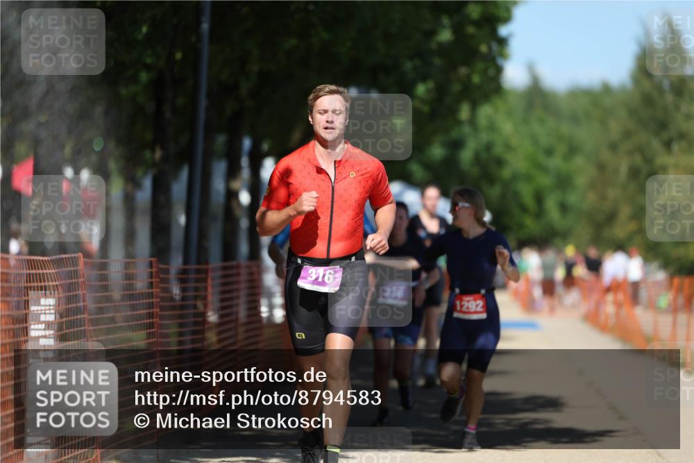 07.09.2025 - 19. Norderstedt Triathlon Michael Strokosch http://msf.ph/oto/8794583 07.09.2025 13:48:10 Laufen 153, 316, 334, 352, 1292, 1344 meine-sportfotos.de