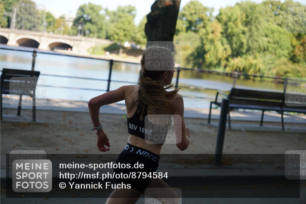 07.09.2025 - BARMER Alsterlauf Yannick Fuchs http://msf.ph/oto/8794584 07.09.2025 11:42:33 Laufen 1892 meine-sportfotos.de