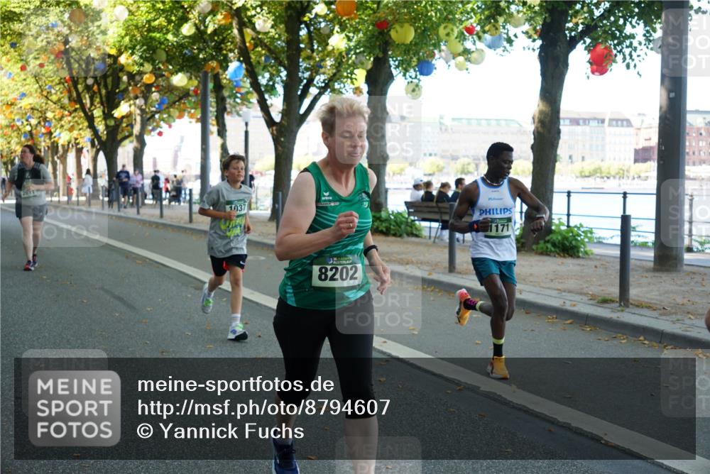 07.09.2025 - BARMER Alsterlauf Yannick Fuchs http://msf.ph/oto/8794607 07.09.2025 11:42:36 Laufen 2611, 1037, 36, 8202, 1171 meine-sportfotos.de