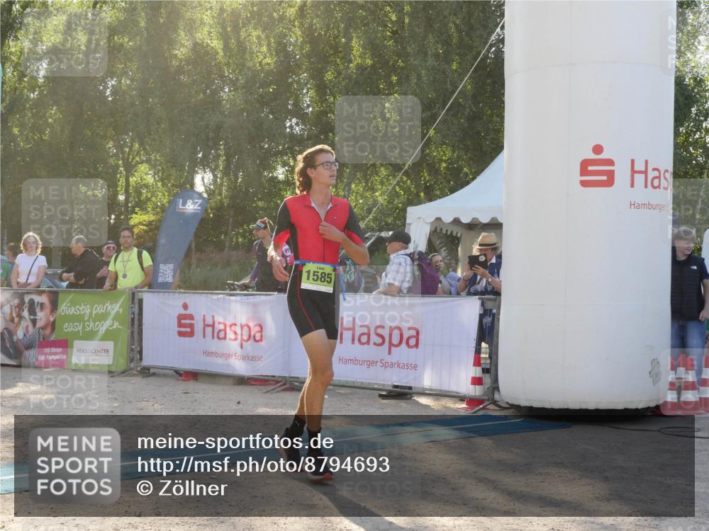 07.09.2025 - 19. Norderstedt Triathlon Zöllner http://msf.ph/oto/8794693 07.09.2025 16:50:21 Ziel 1585 meine-sportfotos.de