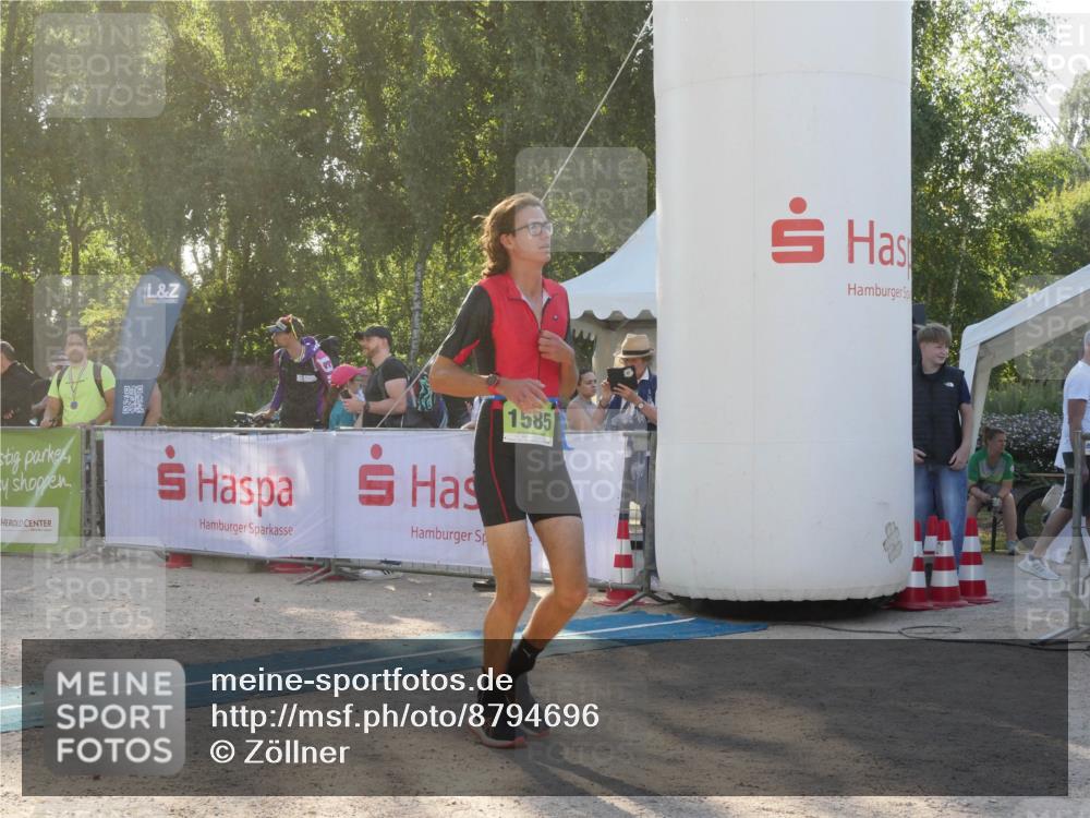 07.09.2025 - 19. Norderstedt Triathlon Zöllner http://msf.ph/oto/8794696 07.09.2025 16:50:22 Ziel 1585 meine-sportfotos.de