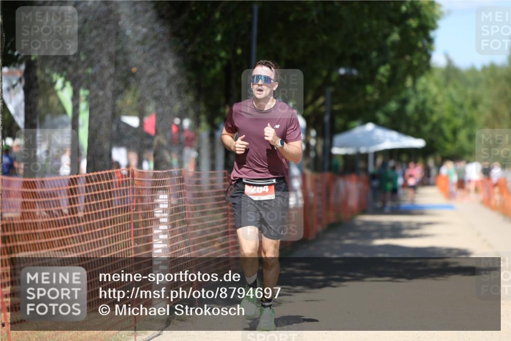 07.09.2025 - 19. Norderstedt Triathlon Michael Strokosch http://msf.ph/oto/8794697 07.09.2025 13:48:26 Laufen 264 meine-sportfotos.de