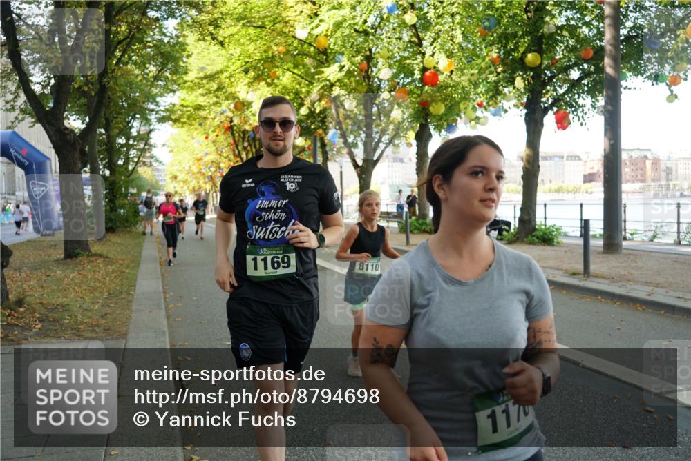 07.09.2025 - BARMER Alsterlauf Yannick Fuchs http://msf.ph/oto/8794698 07.09.2025 11:42:46 Laufen 10, 1169, 8110, 117 meine-sportfotos.de
