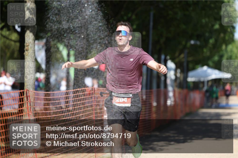 07.09.2025 - 19. Norderstedt Triathlon Michael Strokosch http://msf.ph/oto/8794719 07.09.2025 13:48:27 Laufen 264 meine-sportfotos.de
